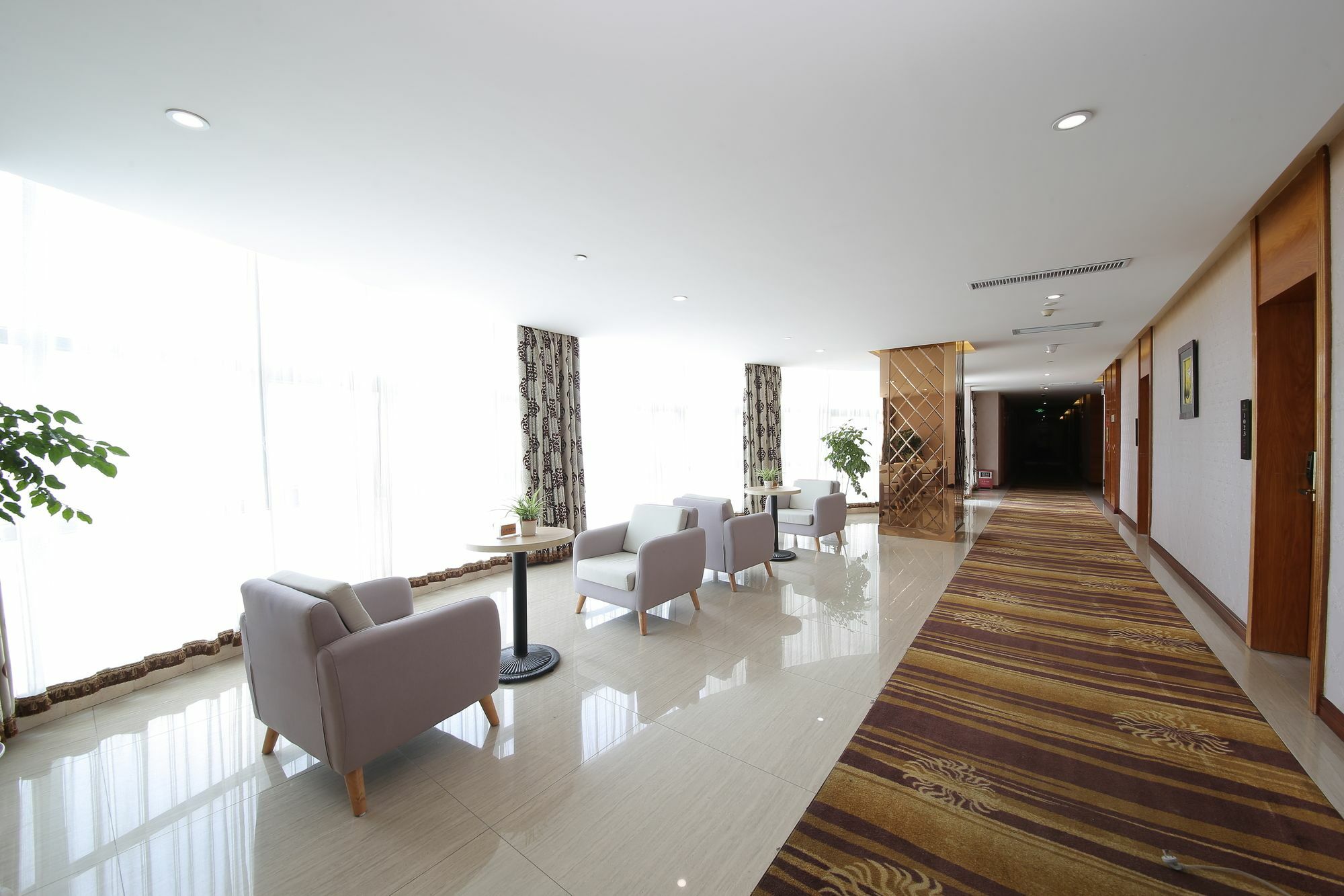 Oubon International Hotel Cantão Exterior foto